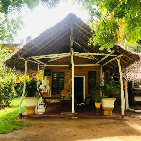 Lake View Cabana Paradise & Villa Tangalle Esterno foto